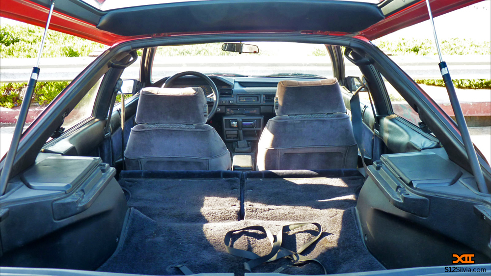 Attached Image: Gustavo_S12_interior2.jpeg